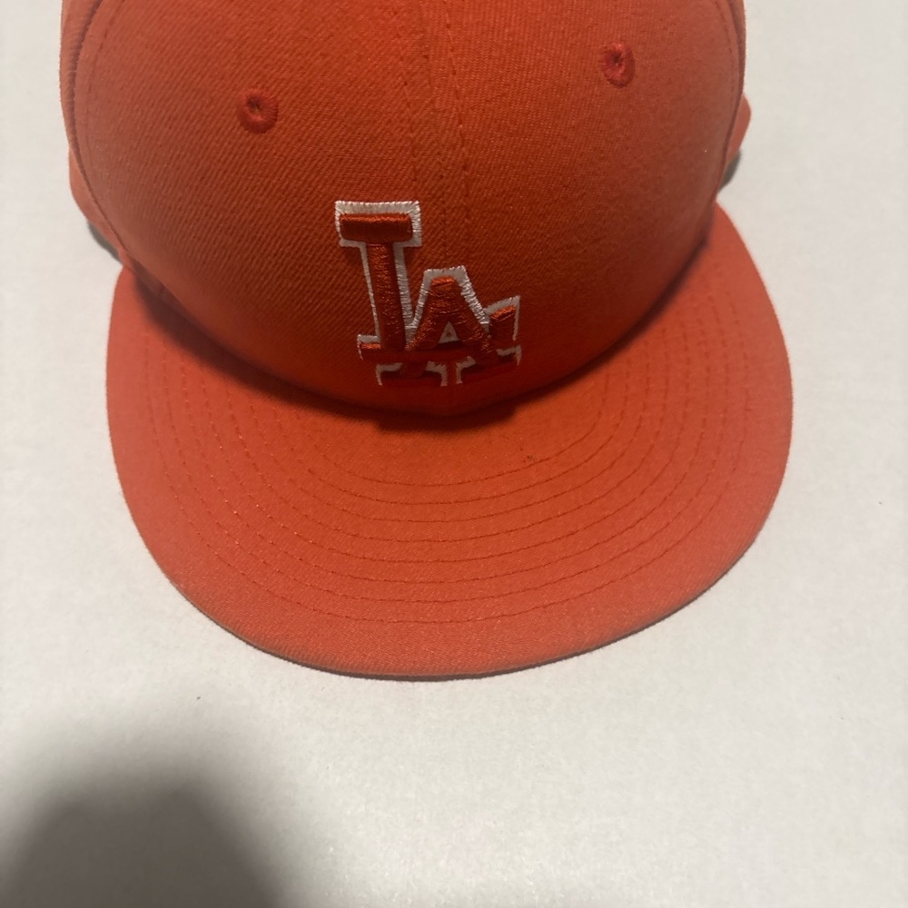 New Era 59FIFTY Fitted LA Dodgers Hat – Size 7 5/8 – Orange